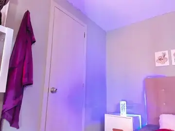 Stripchat Sex Cam of EmilyCoast-1