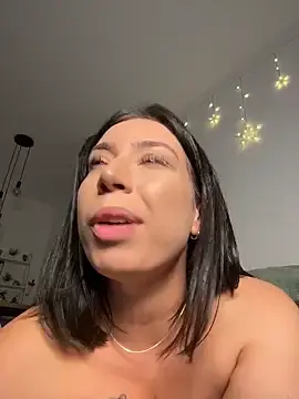 Stripchat Free Porn Cam of KimArts