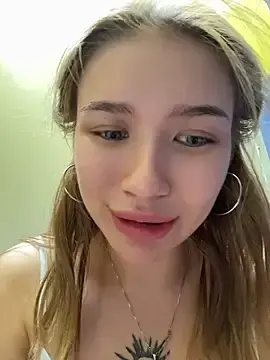 Stripchat Best live sex cam show of FlashTitsRoyal