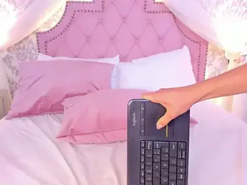 Stripchat Live Sex of ScarletMore