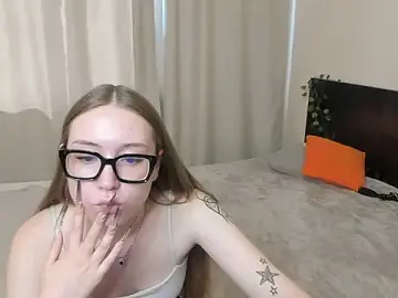 Stripchat Live Sex of _kitti_meow_