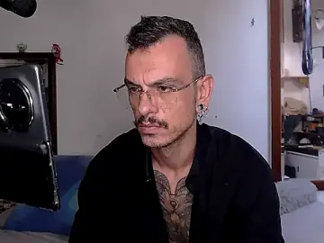 Stripchat Adult Webcam of cek_186