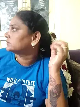 Stripchat Adult Webcam of mynatamil143
