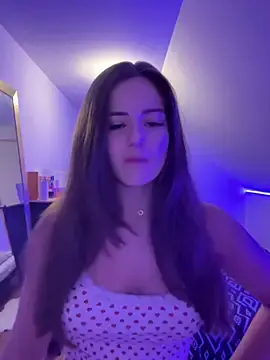 Stripchat Sex Cam of petiteambre