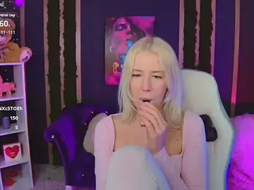 Stripchat Best live sex cam show of Selenatrend