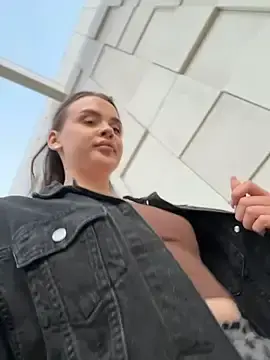 Stripchat Free Porn Cam of KristiRich