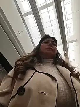 Stripchat Live Sex of emma_tour