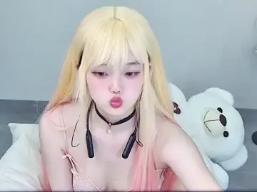 Stripchat Sex Cam of Evil-Bunny007