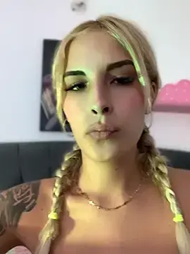 Stripchat Private Sex Chat of VIOLETA-1122