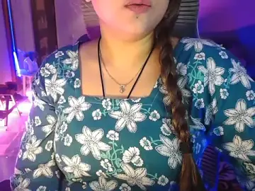 Stripchat Free Porn Cam of Mitikaa