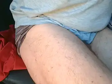 Stripchat Sex Cam of T0Yforeskin