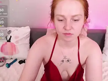Stripchat Free Porn Cam of Evarey_