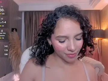 Stripchat Free Live Porn of anahi_curlie1
