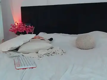 Stripchat Watch Live Sex Cams of LunaticaBae