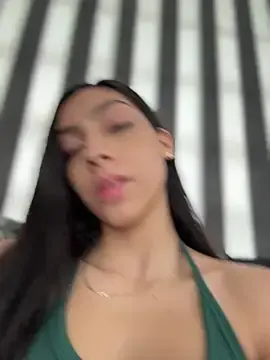 Stripchat Free Porn Cam of Ema_azel
