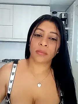 Stripchat Adult Webcam of Lashmy111