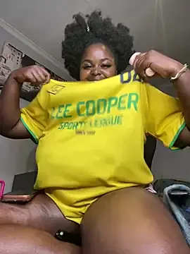 Stripchat Free Porn Cam of Honeycoco0211