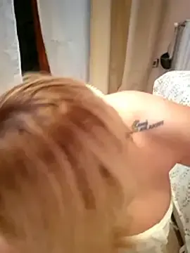 Stripchat Free Porn Cam of Isabellaa04