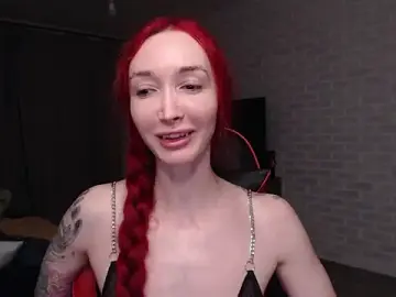 Stripchat Sex Cam of Roxy_Silver