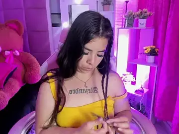 Stripchat Free Porn Cam of liany_taylor