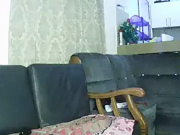 Stripchat Live Sex Cam of liz_cutie