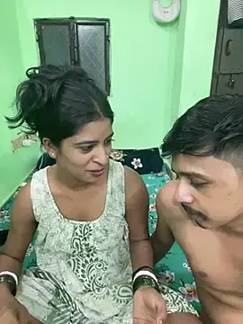 Stripchat Sex Cam of hot-couple-0
