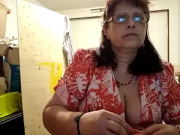 Stripchat Adult Webcams of Samantha_Squirt@xh