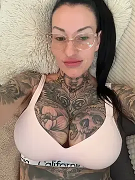Stripchat Live Porn of MeganWitch