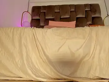 Stripchat Live Sex Cam of OnlyGia