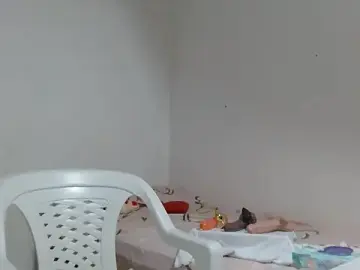 Stripchat Watch Live Sex Cams of Agatha_browser