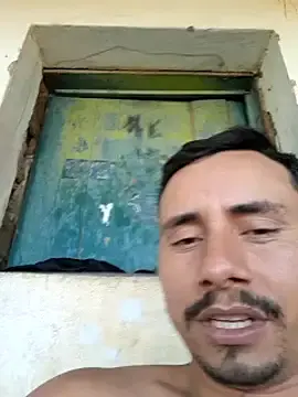 Stripchat Free Porn Cam of luissilva0071