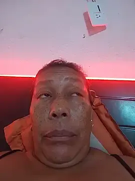 Stripchat Free Porn Cam of Ruby-Hot-Milf