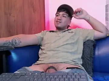 Stripchat Live Sex Cam of juanmechanic_