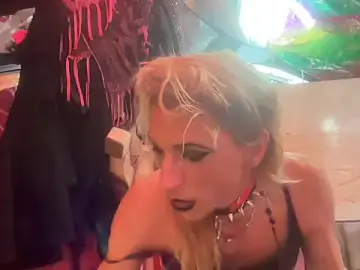 Stripchat Live Sex Cam of TgirlBrat