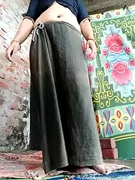 Stripchat Watch Live Sex Cams of Cute-Bandna