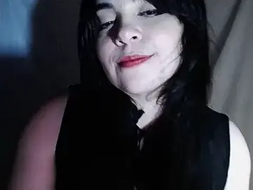 Stripchat Free Porn Cam of DarkRoseUwU