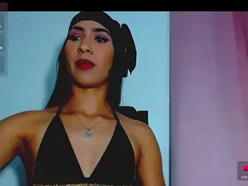 Stripchat Free Porn Cam of Malikaa__
