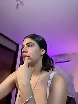 Stripchat Free Porn Cam of _Niah