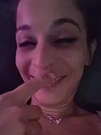 Stripchat Sex Cam of Viola43