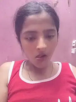 Stripchat Live Sex Cam of KittyBby14