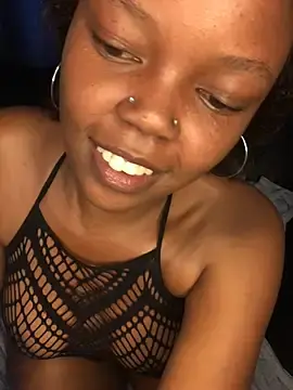 Stripchat Sex Cam of TemptingBabygirl