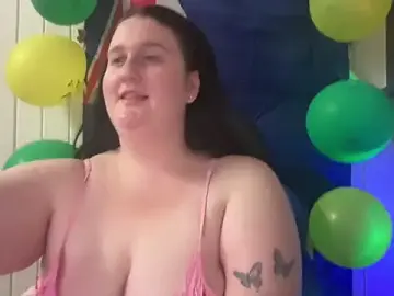 Stripchat Adult Webcams of xopeachybaby