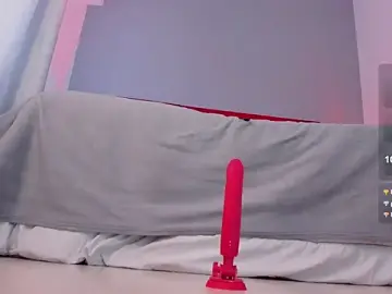 Stripchat Free Live Porn of helenaduque_