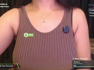 Stripchat Sex Cam of rashika_malhotra