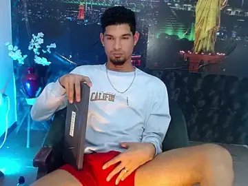 Stripchat Best live sex cam show of Carlos_eclipse