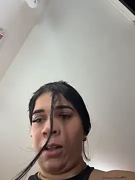 Stripchat Adult Video Chat of Siri_Luxx