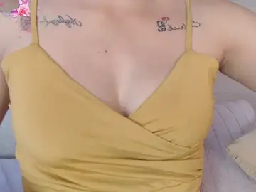 Stripchat Live Sex Cam of Dakotagloss