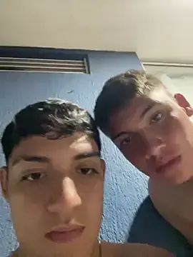 Stripchat Adult Webcams of Emannuel__777