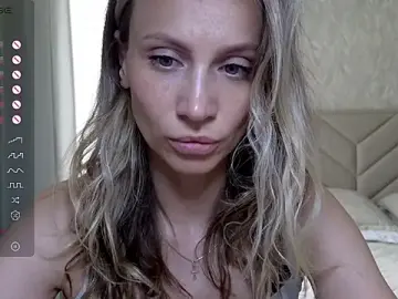 Stripchat Private Sex Chat of Alice_Wonders