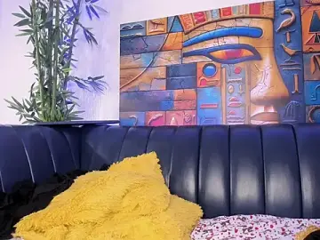 Stripchat Live Porn of samanee_konn